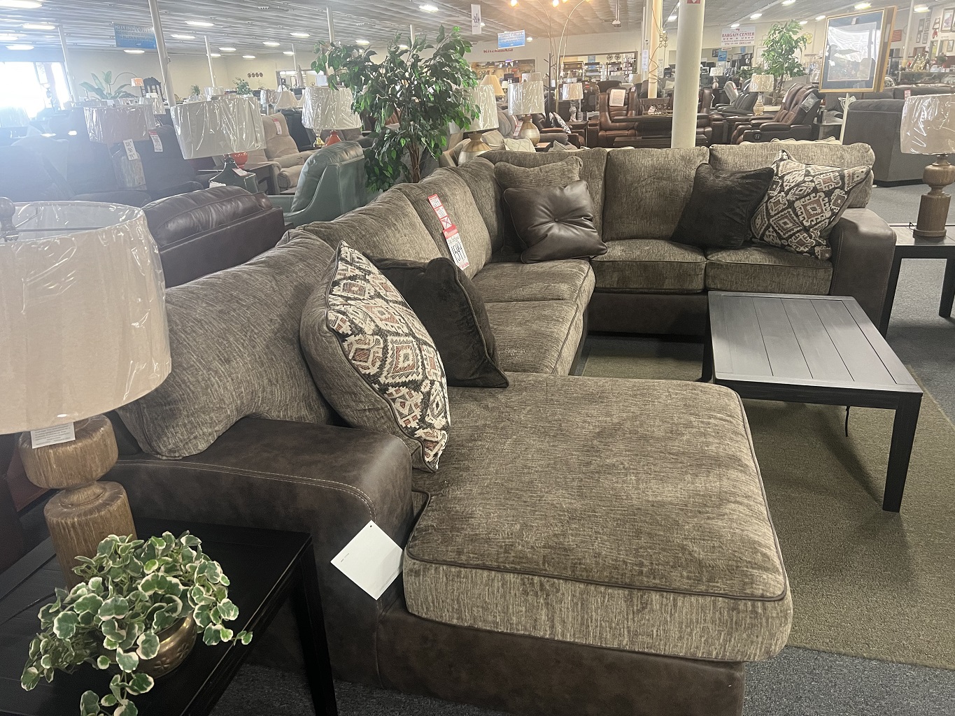 Bobby Denning Superstore Home Furnishings, Appliances, Electronics